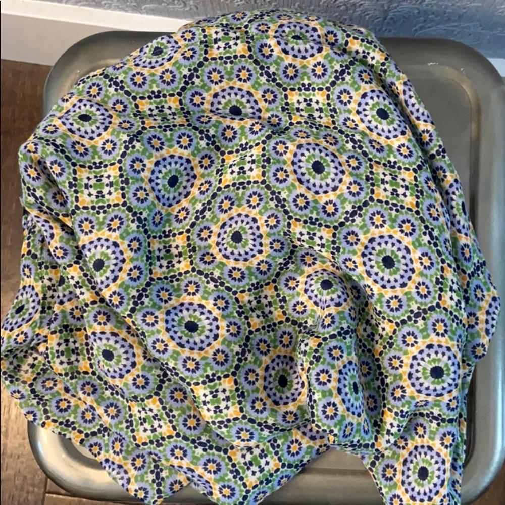 4/$20 Mosaic pattern scarf